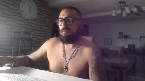 edgarram83 online show from 10-20-25, 06:25