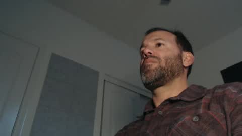 Snapshot of edge_masters chatting on 01-20-25, 01:07 EdgeM online show from 01-20-25, 01:07