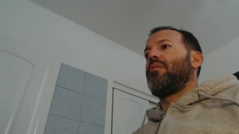 Snapshot of edge_masters chatting on 02-07-25, 07:38 EdgeM online show from 02-07-25, 07:38