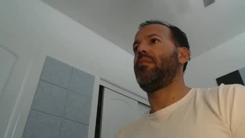 Snapshot of edge_masters chatting on 02-26-25, 07:49 EdgeM online show from 02-26-25, 07:49