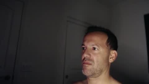 Snapshot of edge_masters chatting on 09-14-25, 05:28 EdgeM online show from 09-14-25, 05:28