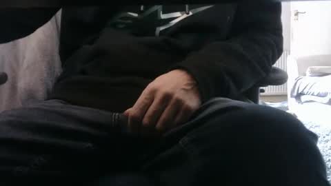 Snapshot of edged_biker chatting on 02-10-25, 12:08 edged biker online show from 02-10-25, 12:08