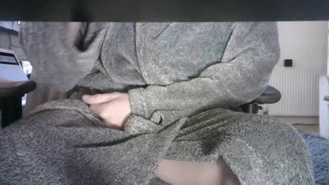 Snapshot of edged_biker chatting on 02-13-25, 08:38 edged biker online show from 02-13-25, 08:38