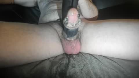 Snapshot of edginglongforyou chatting on 03-04-25, 04:17 Edging For You online show from 03-04-25, 04:17