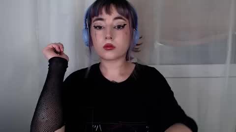 fickle demon made of clumps of matter online show from 01-11-26, 12:26