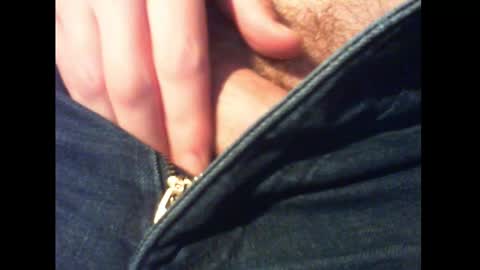 Snapshot of edinburgh79 chatting on 02-15-25, 11:25 edinburgh79 online show from 02-15-25, 11:25