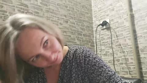 edithmanning online show from 12-17-24, 11:49