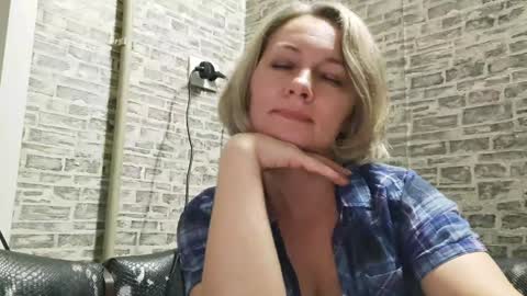 edithmanning online show from 12-20-24, 05:51