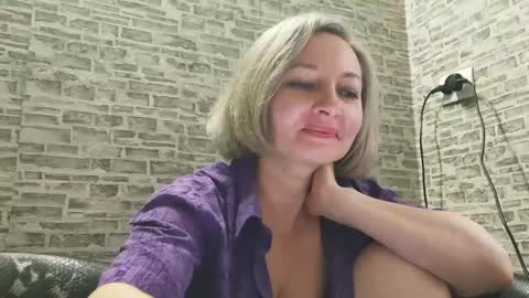 edithmanning online show from 12-28-24, 08:05