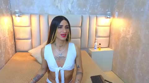 Snapshot of ednajarath chatting on 01-31-25, 02:58 EdnaJarath online show from 01-31-25, 02:58