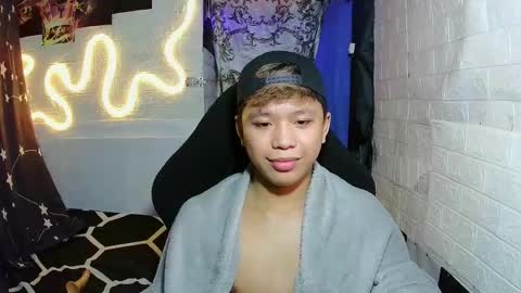 urasian chub online show from 11-21-25, 10:08