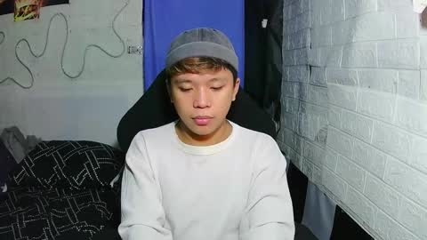 urasian chub online show from 12-04-25, 06:44