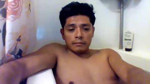 eduardo0084 online show from 01-11-25, 03:34
