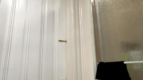 Snapshot of edvmendez1766 chatting on 10-14-25, 08:26 edvmendez1766 online show from 10-14-25, 08:26