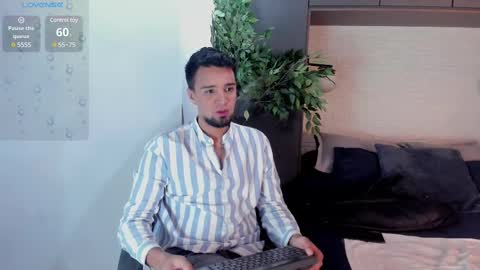 Eduardo online show from 02-16-25, 03:26