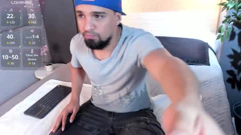 Eduardo online show from 10-05-25, 03:49