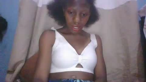 Snapshot of edwige770943 chatting on 04-02-26, 03:15 edwige770943 online show from 04-02-26, 03:15