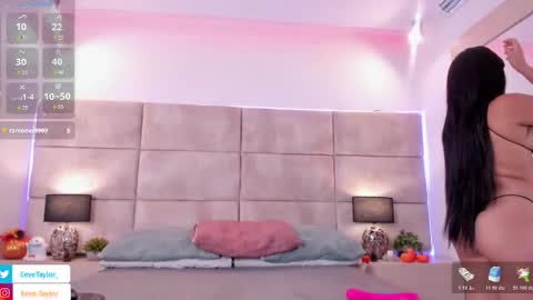 Eevee online show from 10-23-25, 02:55