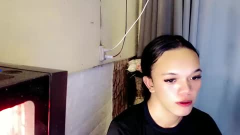 Pia online show from 12-04-24, 10:46