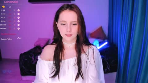 Snapshot of effie_lee chatting on 12-22-24, 12:27 Effie online show from 12-22-24, 12:27