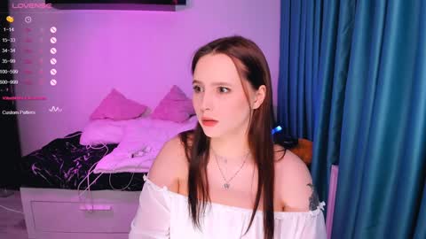 Snapshot of effie_lee chatting on 12-30-24, 02:51 Effie online show from 12-30-24, 02:51