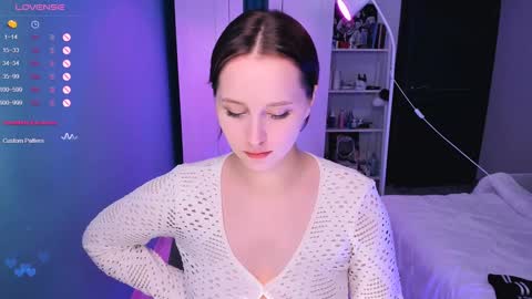 Snapshot of effie_lee chatting on 01-16-25, 02:19 Effie online show from 01-16-25, 02:19