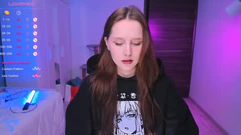 Snapshot of effie_lee chatting on 02-21-25, 05:53 Effie online show from 02-21-25, 05:53