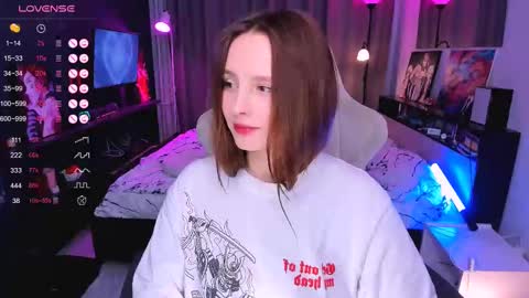 Snapshot of effie_lee chatting on 03-09-25, 03:38 Effie online show from 03-09-25, 03:38