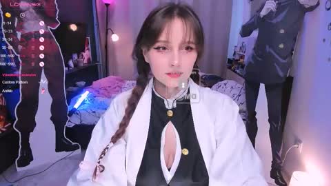 Snapshot of effie_lee chatting on 09-23-25, 05:32 Effie online show from 09-23-25, 05:32