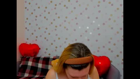 Effy online show from 01-26-25, 09:40