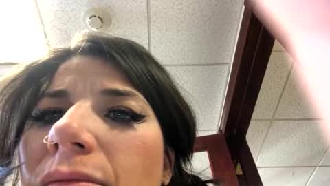 eggnog_and_booty online show from 12-16-25, 03:17