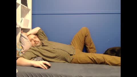 Snapshot of ehmac84 chatting on 11-08-25, 09:35 Eh Mac online show from 11-08-25, 09:35