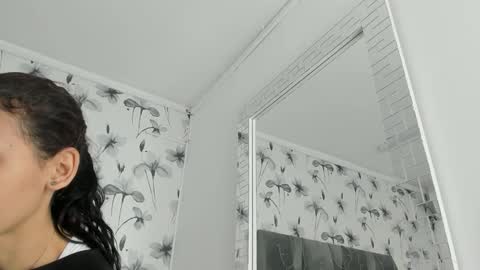 Valery online show from 12-21-25, 01:51