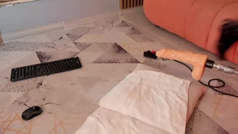 Snapshot of eilin_clio chatting on 01-16-25, 03:35 Eilin online show from 01-16-25, 03:35