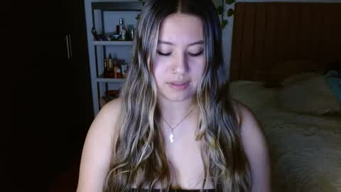 EIMY   MODEL INDEPENDENT online show from 10-11-25, 05:17