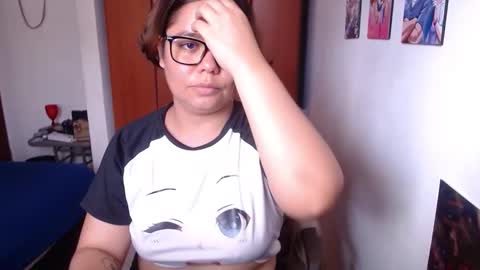 Snapshot of eimy_saenzz chatting on 11-13-25, 06:29 eimy_saenzz online show from 11-13-25, 06:29