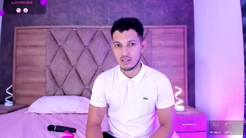 YG COUPLE online show from 01-06-26, 08:23