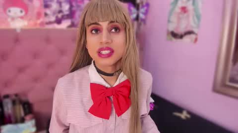 Snapshot of eimyflorian chatting on 02-23-26, 12:02 Eimyflorian online show from 02-23-26, 12:02