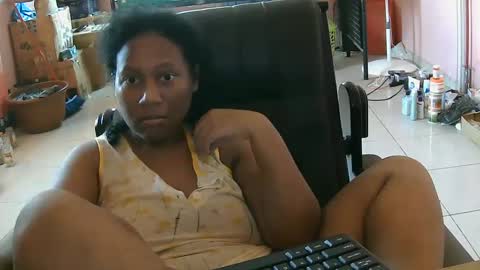 Snapshot of eirondra_valeen chatting on 10-08-25, 01:53 Eirondra Valeen online show from 10-08-25, 01:53