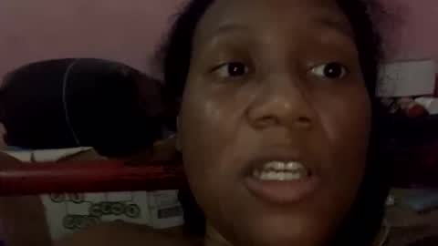 Snapshot of eirondra_valeen chatting on 10-31-25, 11:50 Eirondra Valeen online show from 10-31-25, 11:50