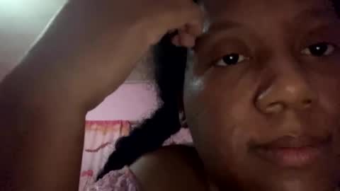 Snapshot of eirondra_valeen chatting on 11-02-25, 02:58 Eirondra Valeen online show from 11-02-25, 02:58