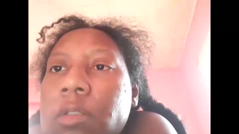 Snapshot of eirondra_valeen chatting on 11-16-25, 10:21 Eirondra Valeen online show from 11-16-25, 10:21