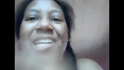Snapshot of eirondra_valeen chatting on 11-18-25, 11:14 Eirondra Valeen online show from 11-18-25, 11:14
