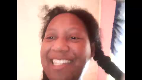 Snapshot of eirondra_valeen chatting on 11-29-25, 10:29 Eirondra Valeen online show from 11-29-25, 10:29