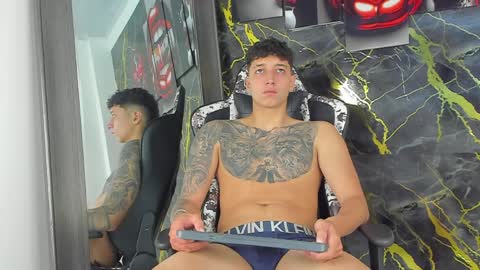 Snapshot of eithan__boy chatting on 03-28-26, 02:27 Eithan online show from 03-28-26, 02:27