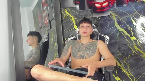 Snapshot of eithan__boy chatting on 04-08-26, 12:05 Eithan online show from 04-08-26, 12:05