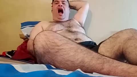 Snapshot of el131140 chatting on 12-17-24, 04:45 Sebastin online show from 12-17-24, 04:45