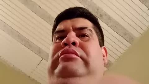 Snapshot of el131140 chatting on 03-08-25, 07:27 Sebastin online show from 03-08-25, 07:27