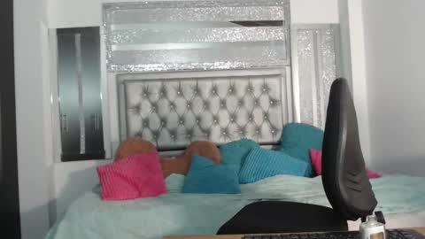 Snapshot of el_principee chatting on 03-11-25, 11:23 el_principee online show from 03-11-25, 11:23