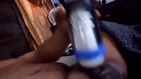 Snapshot of el_santo18 chatting on 11-02-25, 04:09 Santos online show from 11-02-25, 04:09